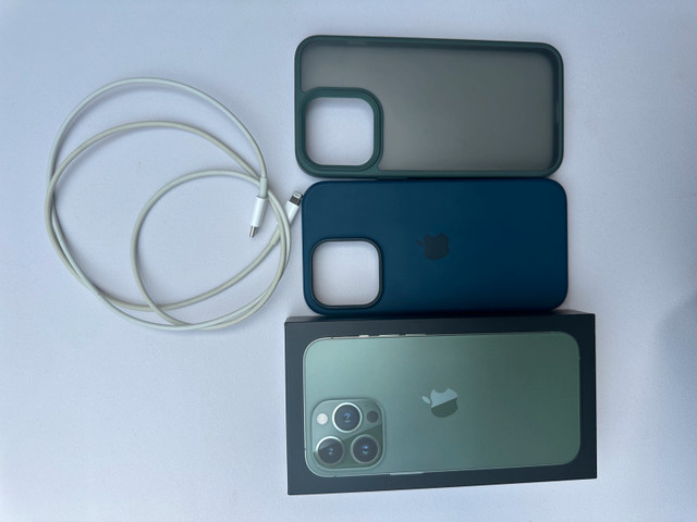 iPhone 13 Pro – 128 Go – Vert alpin dans Téléphones cellulaires  à Longueuil/Rive Sud - Image 4