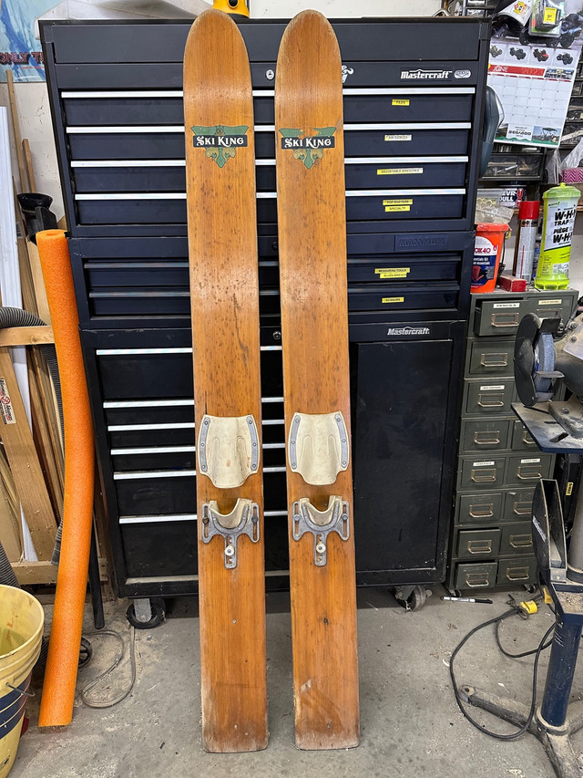 Antique water skis in Arts & Collectibles in Kawartha Lakes