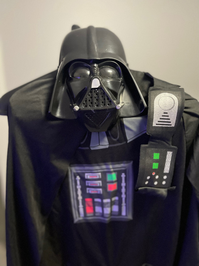 Star Wars Darth Vader Costume kids in Costumes in Calgary - Image 2
