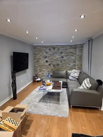 3 bedrooms, 2 washrooms house for rent from April 1st. Steeles and New Westminster area (Steeles & B...