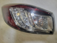 Lumières arrières LED Mazda3 Sedan (4portes) 2010-13 OEM
