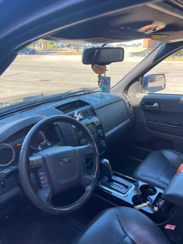 Ford Escape596423571953438725