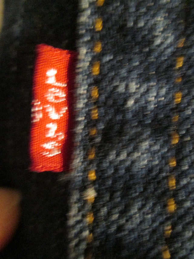 Levi's 512 jeans in Women's - Bottoms in North Bay - Image 6