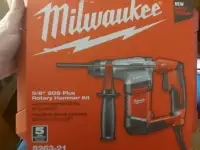 New milwaukee 5/8 sds plus rotory hammer kit