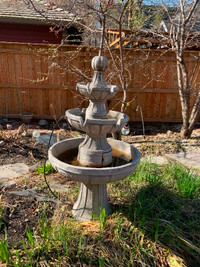 Outdoor three tier water fountain