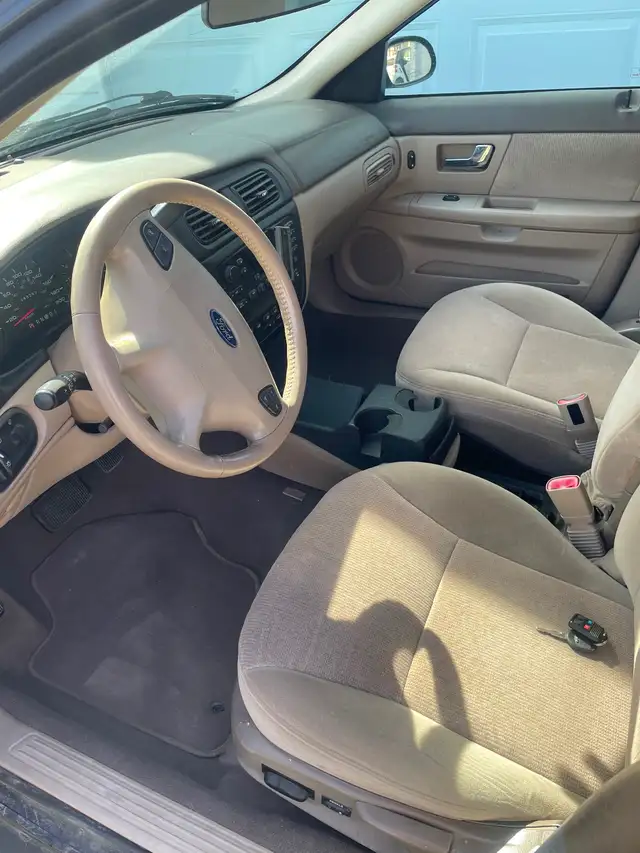 2000 Ford Taurus wagon482652409886812165