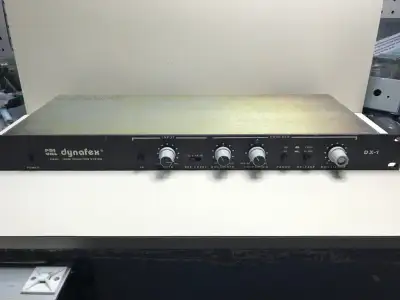 RÉDUCTEUR DE BRUIT(NOISE REUCTION SYSTEM)