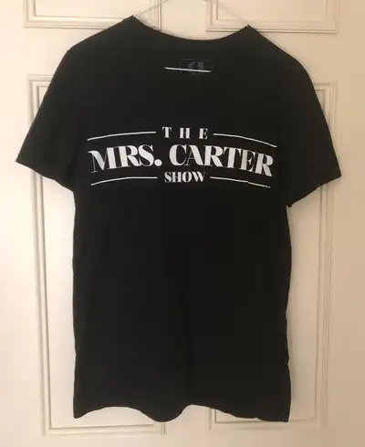 Beyonce Mrs. Carter World Tour Black T Shirt, View more