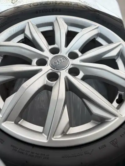 Audi Q5 Winter tire pkg OEM wheels , not after market Straight from Audi dealer Tires looks like 90%...