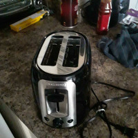 Black and decker toaster. 
