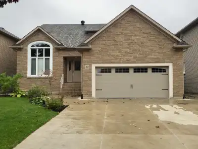 Amazing Furnished 1 Bedroom in Stoney Creek Sept 1, 2025