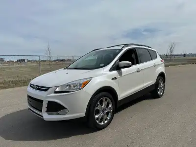 2013 Ford Escape SEL AWD 2.0L with 162,000 km. Clean and reliable SUV that runs and drives great. Lo...