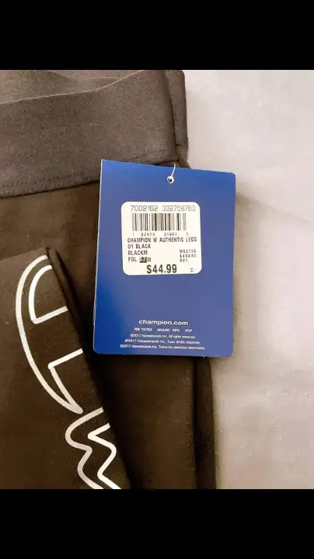 Champion womens leggings BNWT in Women's - Bottoms in City of Toronto - Image 4