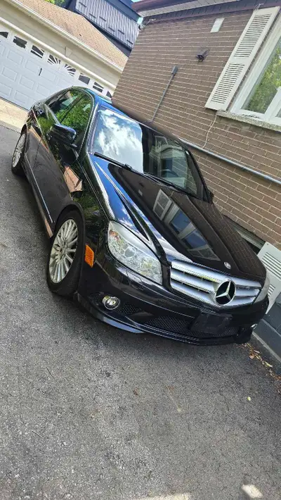 2010 Mercedes-Benz C250 4MATIC – Only 68,228 KM! Mint Condition! Extremely low mileage 2010 Mercedes...