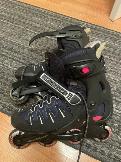 Used but still in great condition, extremely clean inside, no funny smells and not dirty. Were profe...