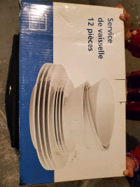 Brand new 12pcs dinner set in a box for sale