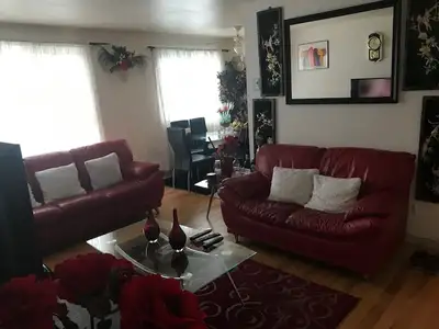 5 1/2 Brossard, 3-PLEX <> VISITE RAPIDE .... 514 941 9520 Chien accepte (conditions de proprete et n...