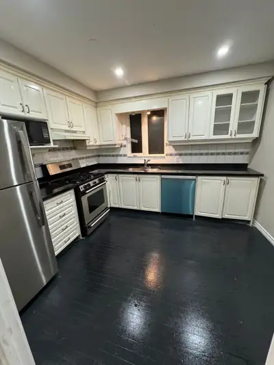 Main level room (Boys) Port Credit Mississauga
