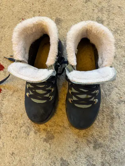 Olang women’s hiking boots, View more
