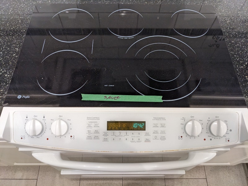 GE Profile Electric Stove Great Condition Stoves, Ovens & Ranges