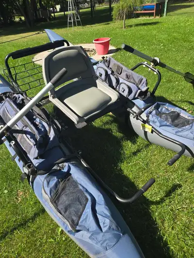 Colorado pontoon boat,comes with trolling motor,12 volt 100 mah battery and life jacket. Pictures fo...