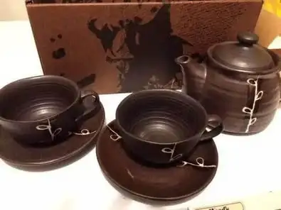 Tea Kettle with stainless steel strainer filter by Morris Design - $55 approx 6" in diameter, approx...