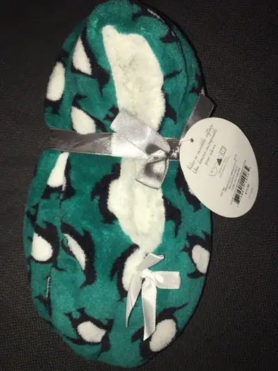 BRAND NEW: Ladies size 6-10 Penguin Slippers, View more