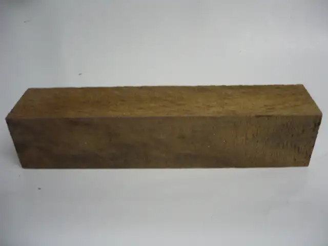 KILN DRIED DARK WALNUT in Hobbies & Crafts in Barrie - Image 2