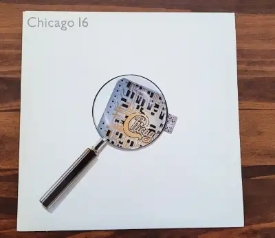 Chicago 16 "Full Moon" 1982 original vinyl record. In excellent condition. If interested, text 1-306...