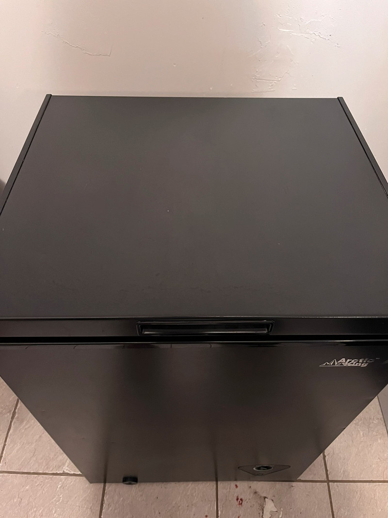 Arctic King 3.5 cu. ft. Chest Freezer Freezers Saskatoon Kijiji