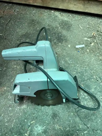 old skillsaw, View more