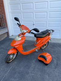 Gimelli Electric Scooter with Lockable Trunk