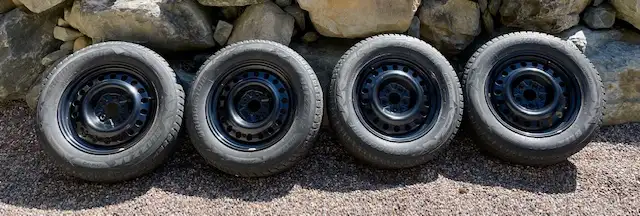 Bridgestone Blizzak 17 inch winter tires and rims in Tires & Rims in Bridgewater - Image 2