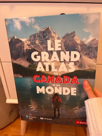 Le grand Atlas du Canada et du monde, View more