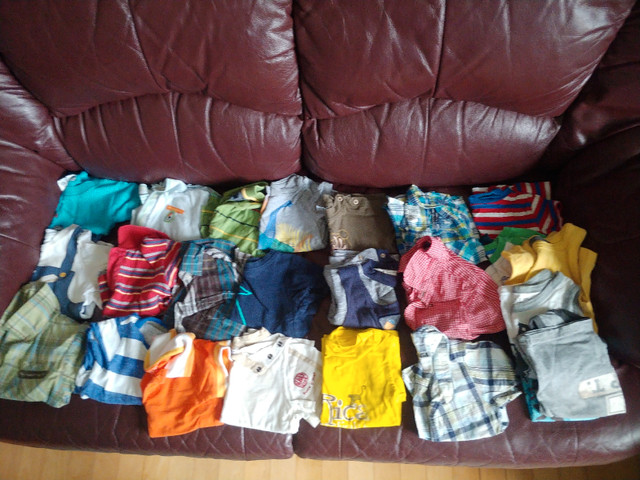Lot de vêtements garçon 12 mois dans Vêtements - 12 à 18 mois  à Sherbrooke - Image 4