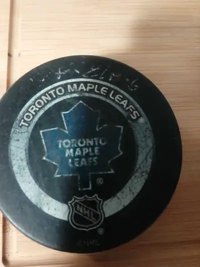 This is a used Toronto Maple Leafs official game puck, ready to bring some NHL history to your colle...