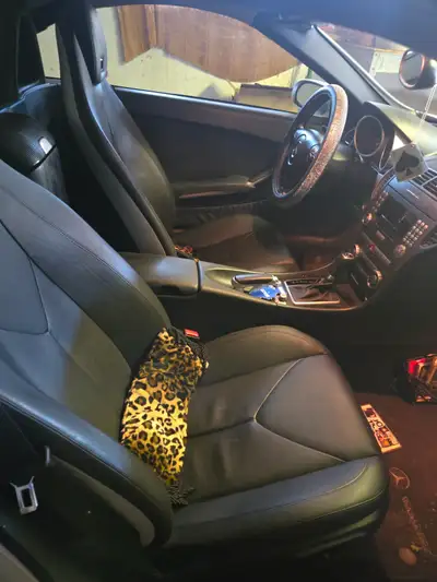 2007 Mercedes-Benz SLK 350 – LOW KILOMETRES! 78,000 km | Automatic | Retractable Hardtop Convertible...
