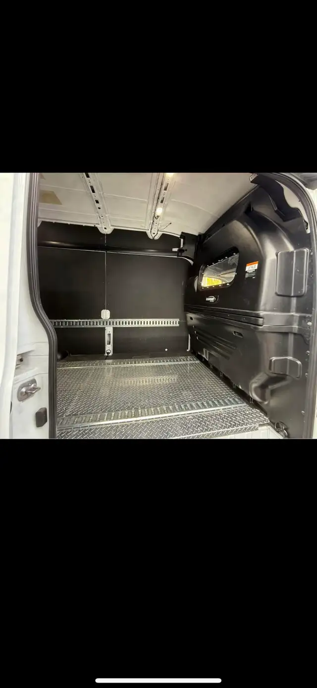 Moving Services403495667641231362