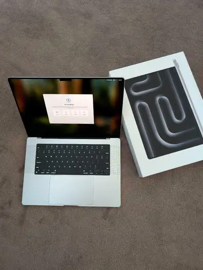 16" Macbook Pro M3 Pro, View more