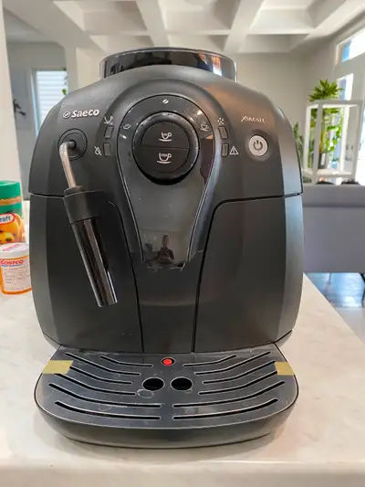 Saeco Xsmall Super-automatic expresso machine. Never used before, works perfectly Bought for $500