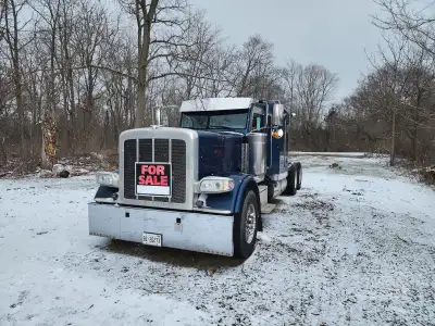 2015 Peterbilt 389 Retiring and selling great running Rig. 500hp Paccar MX13 EPA Engine 18 spd Eaton...