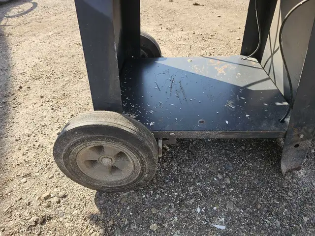 10 inch Craftsman Table Saw in Power Tools in Lloydminster - Image 6