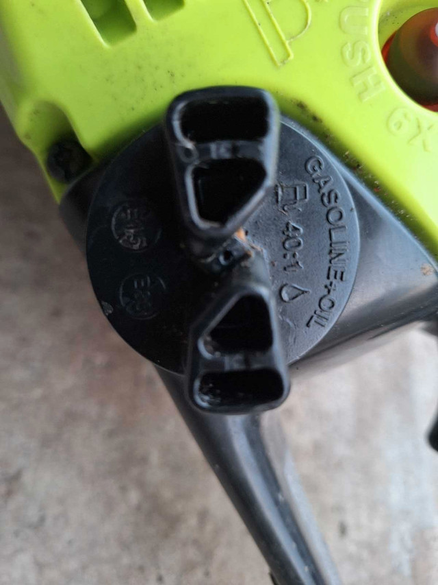Poulan Chainsaw in Power Tools in City of Toronto - Image 2