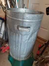 Vintage Galvanized Trash bin, no lid