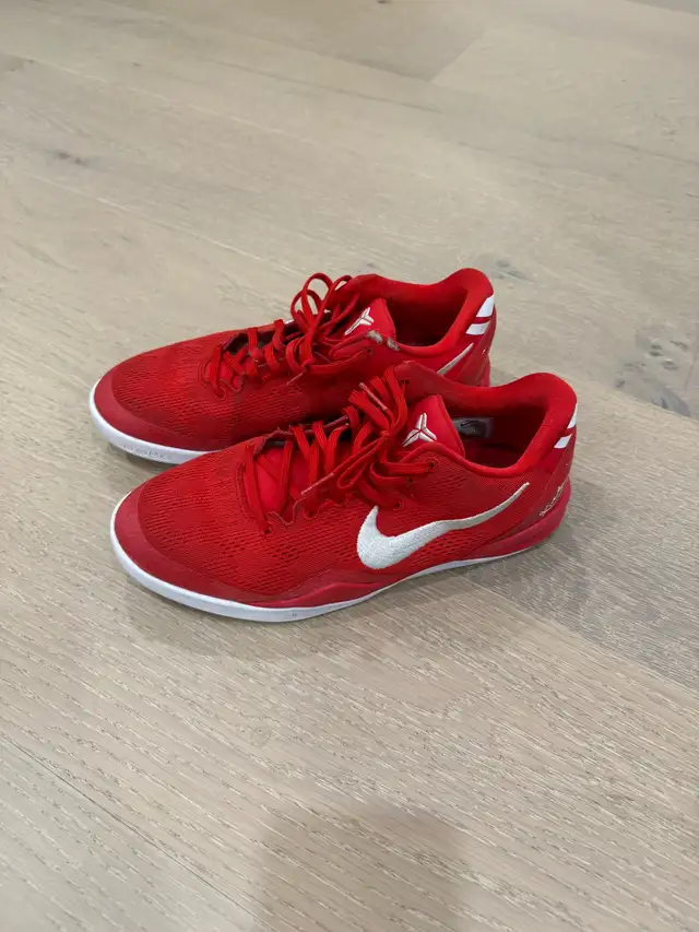 Nike Kobe 8 GS in Men's Shoes in City of Toronto - Image 2