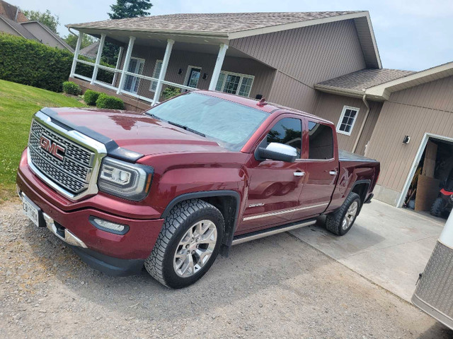 2016 GMC sierra Denali in Cars & Trucks in Kawartha Lakes - Image 2