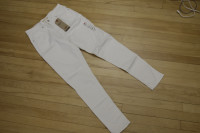 Levis Size 12 (31x30) White Women’s Jeans