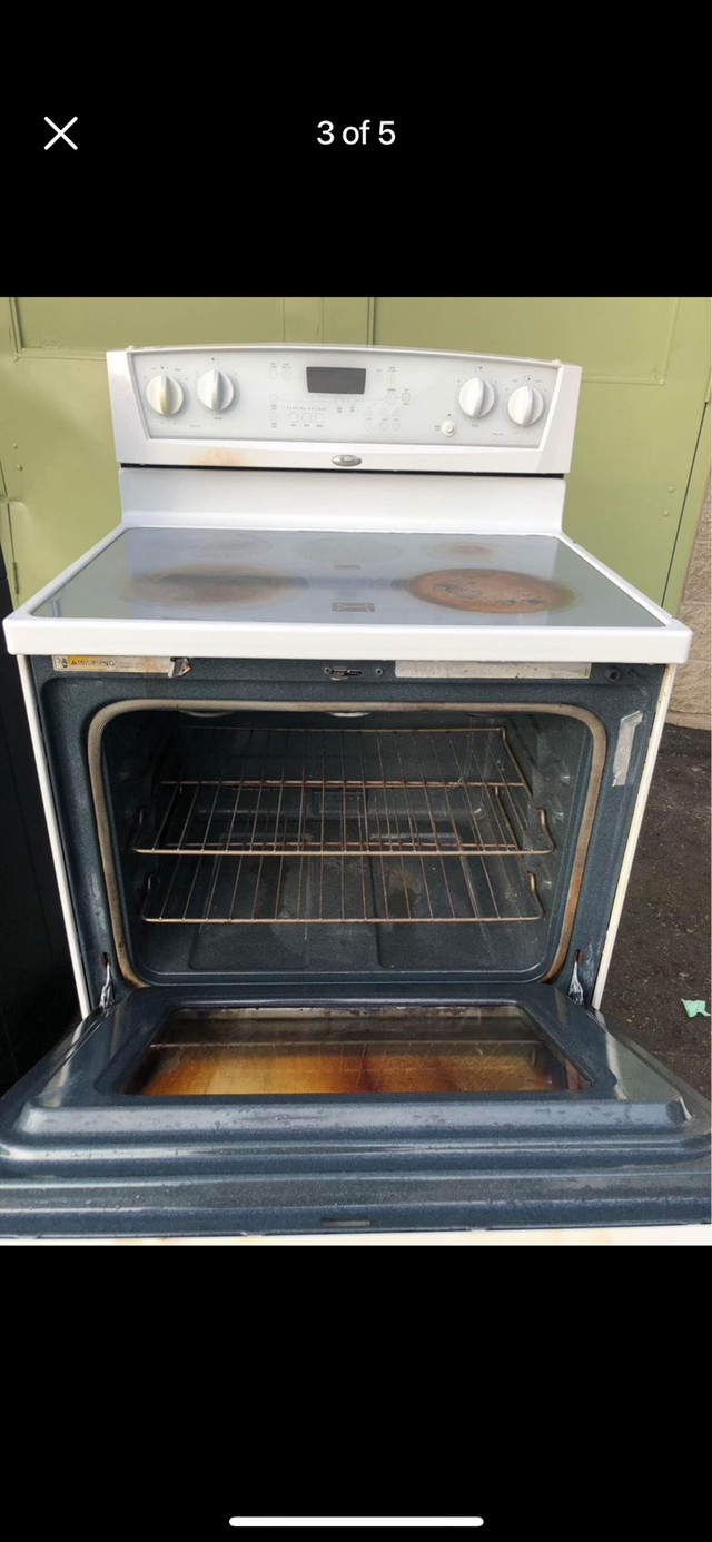 Whirlpool glass top stove with warranty in Stoves, Ovens & Ranges in Kitchener / Waterloo - Image 3