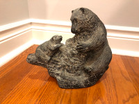 Bear statue - Excellent quality made in Canada