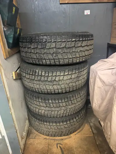 P285/70R17 4 winter tires with rims. Used 1 season Very good shape $1600